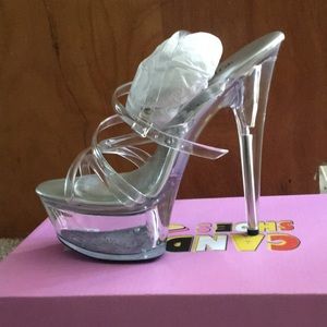 Silver heels, very cute!